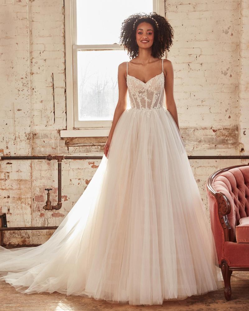 La21223 lace and tulle wedding dress with straps and ball gown silhouette3